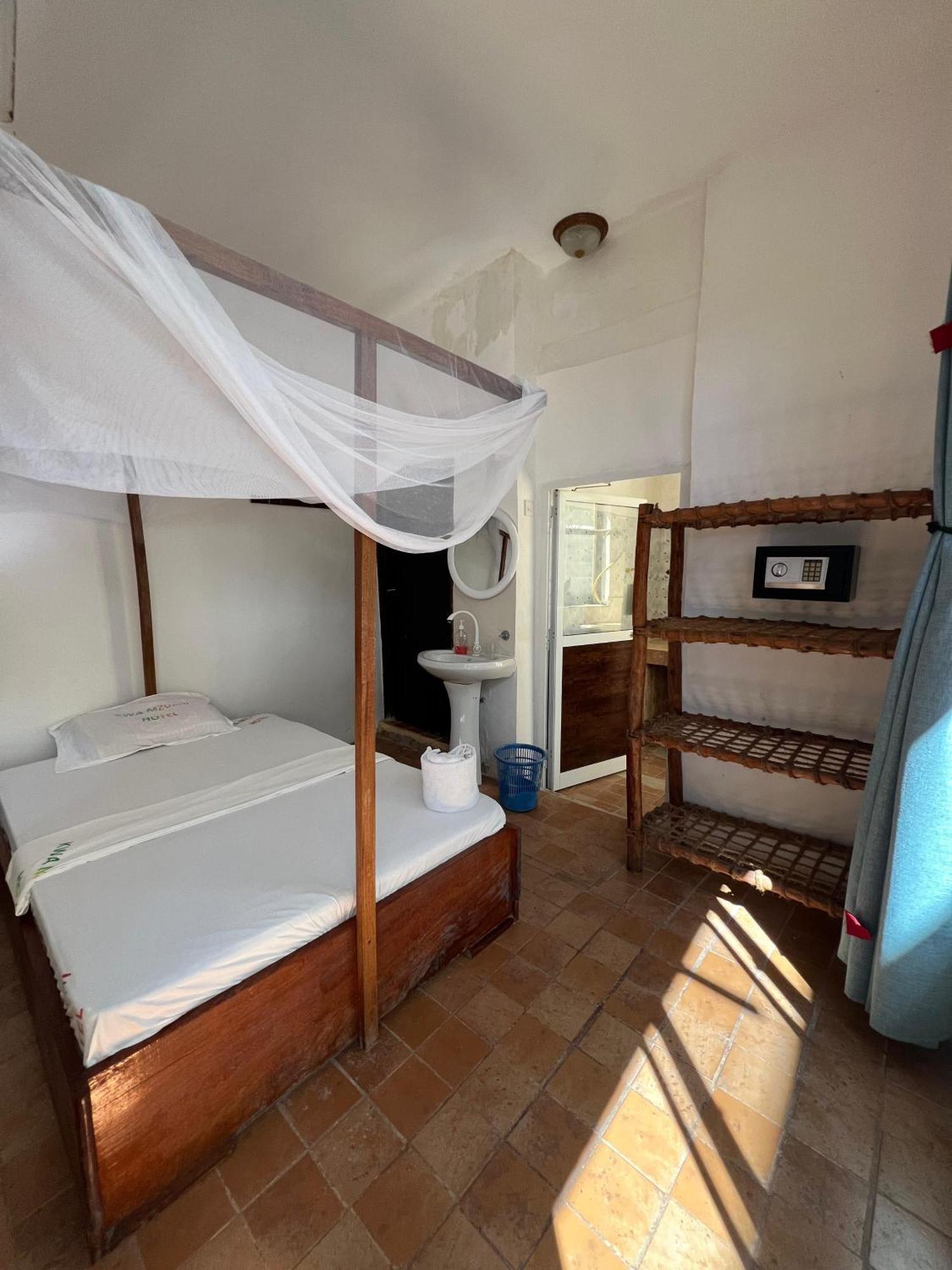 Homeland Swahili Lodge Nungwi Backpacker Apartments Budget Exterior foto